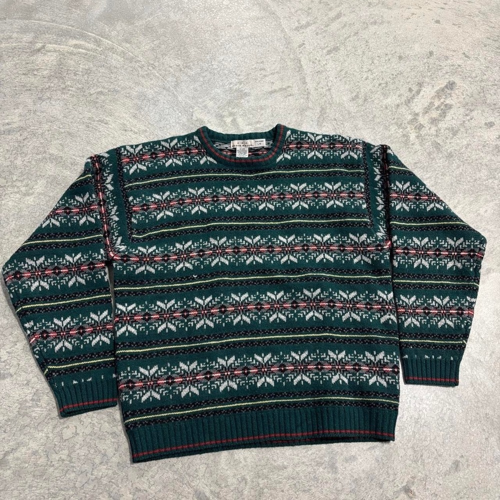 Vintage 90s Eddie Bauer Lambswool Christmas Sweater Made in Hong Kong Large